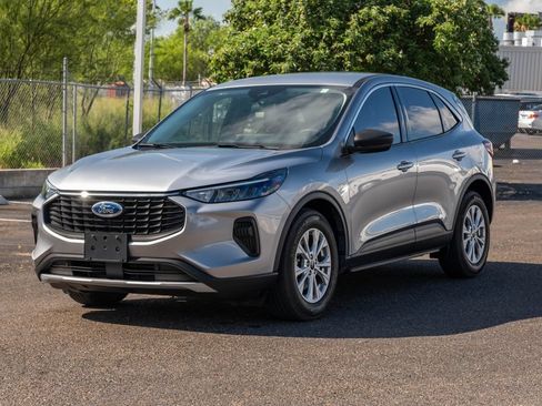 Used 2024 Ford Escape Active w/ Tech Pack #1 FWD image 4