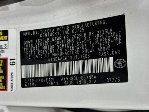 Used 2025 Toyota Camry LE FWD image 30