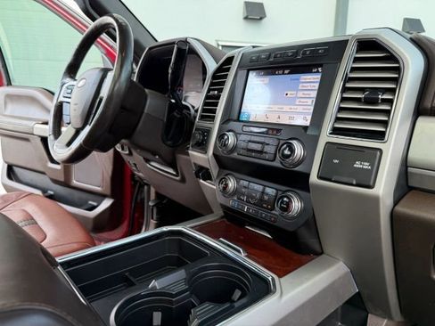 Used 2019 Ford F350 King Ranch w/ King Ranch Ultimate Package AWD/4WD image 28