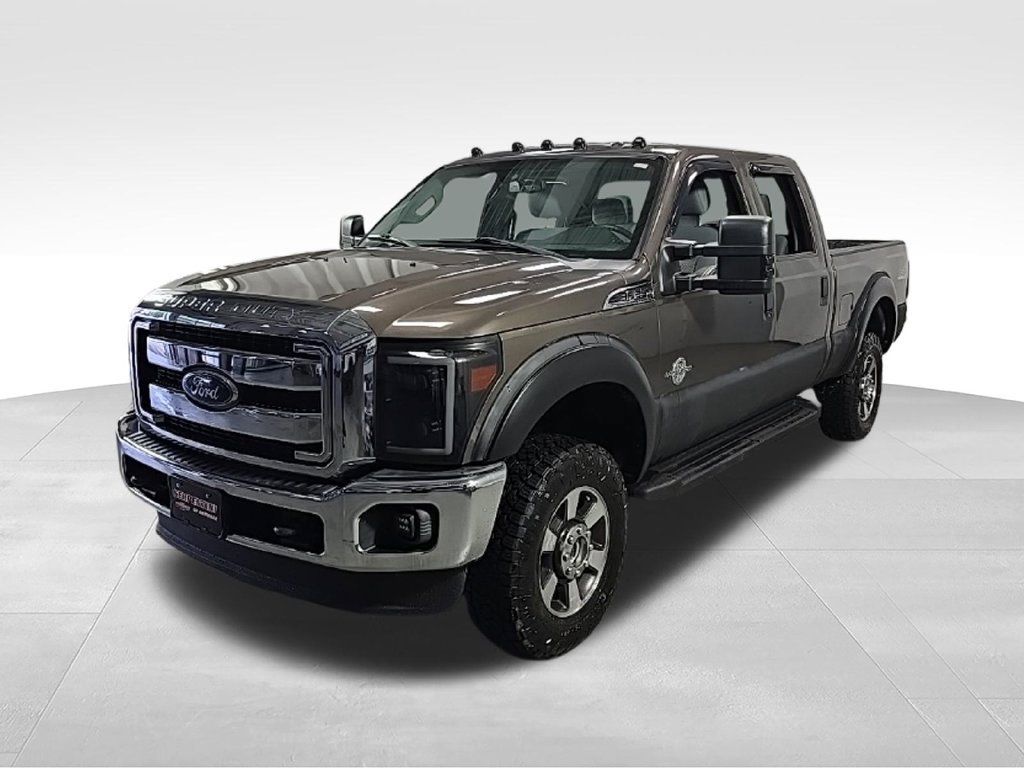 Used 2016 Ford F250 XLT w/ Snow Plow Prep Package AWD/4WD image 4