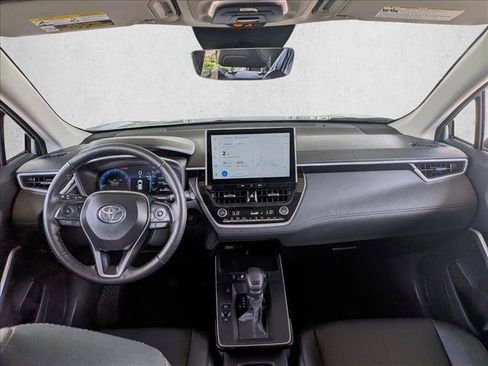 Certified 2026 Toyota Corolla Cross XLE AWD/4WD image 18