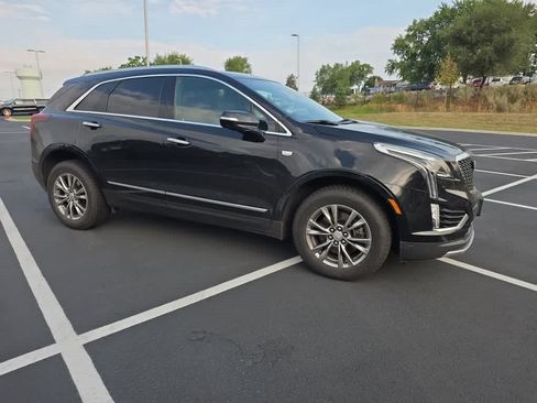 Used 2021 Cadillac XT5 Premium Luxury AWD/4WD image 2