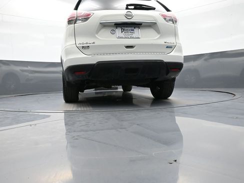 Used 2014 Nissan Rogue SL w/ SL Premium Package image 31