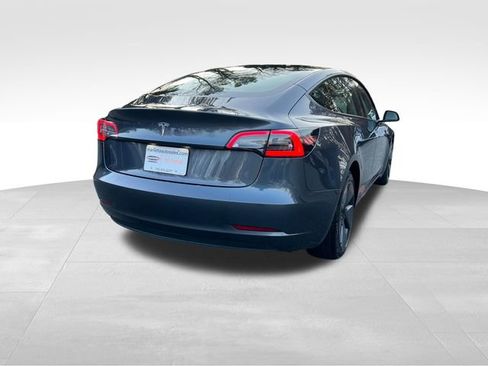 Used 2023 Tesla Model 3 Standard Range image 5
