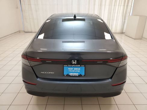 Certified 2025 Honda Accord SE image 28