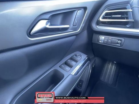 New 2025 Chevrolet Traverse LT w/ Enhanced Driving Package image 18