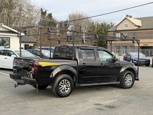 Used 2014 Nissan Frontier SV w/ SV Value Truck Package AWD/4WD image 37