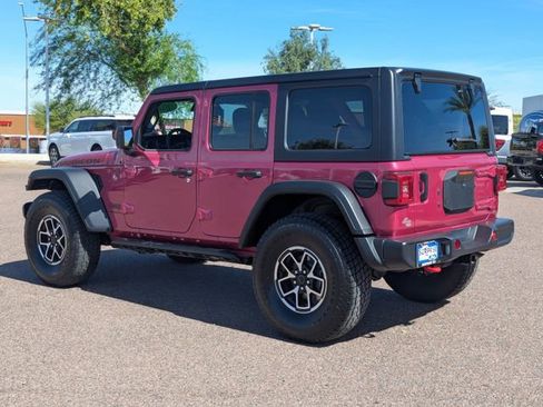 Used 2024 Jeep Wrangler Rubicon w/ Technology Group image 4