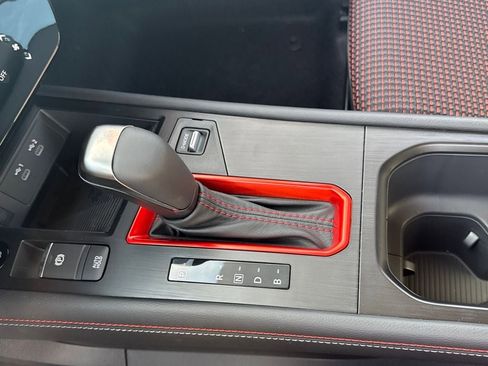 New 2026 Nissan Kicks SR image 20