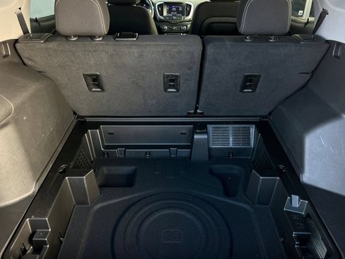 Used 2023 GMC Terrain SLE w/ Driver Convenience Package AWD/4WD image 23