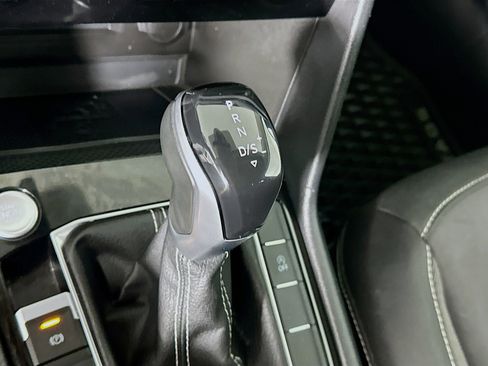 Used 2023 Volkswagen Taos SE image 24