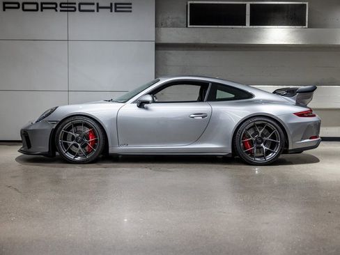 Used 2018 Porsche 911 GT3 image 2