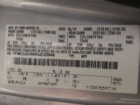 Used 2019 Ford Escape Titanium FWD image 33