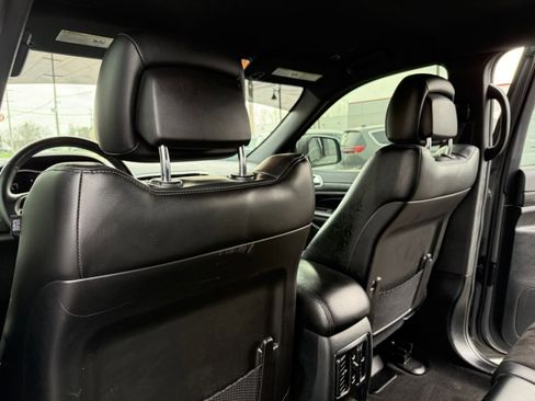 Used 2022 Jeep Grand Cherokee Laredo X image 30