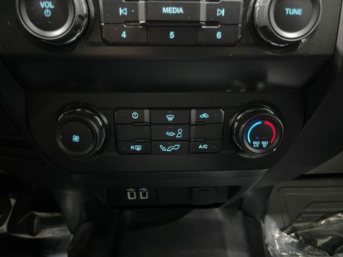 Used 2020 Ford F150 XL w/ Equipment Group 101A Mid image 23