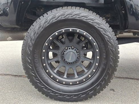 Used 2020 Ford F250 Lariat image 4