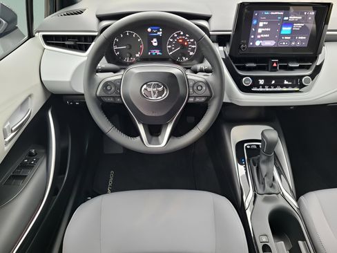 Certified 2025 Toyota Corolla SE image 12