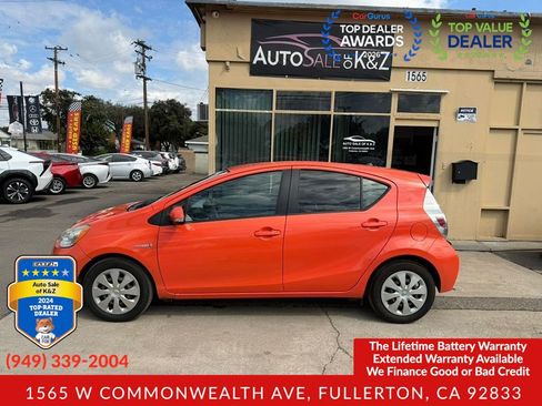 Used 2012 Toyota Prius C Two FWD image 12