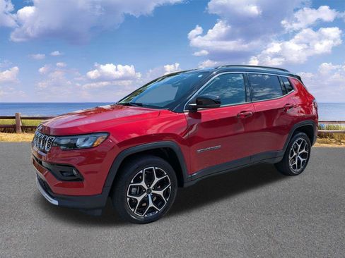 Certified 2025 Jeep Compass Limited AWD/4WD image 4