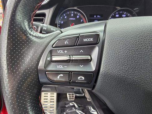 Used 2019 Hyundai Elantra Sport w/ Cargo Package image 23