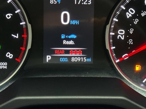 Used 2021 Toyota RAV4 XLE FWD image 23