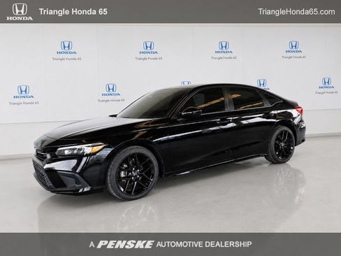 Used 2022 Honda Civic Sport image 1