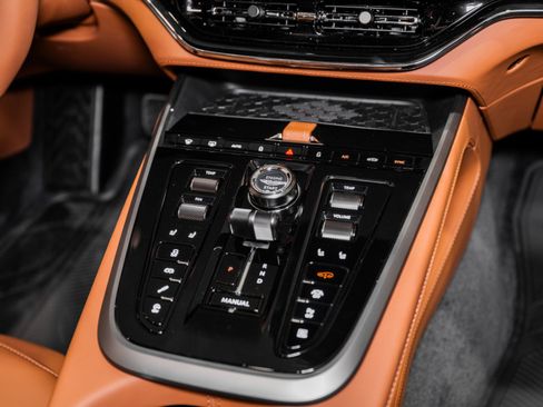 New 2026 Aston Martin DBX S image 32