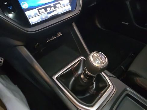 Used 2024 Subaru WRX Premium AWD/4WD image 19