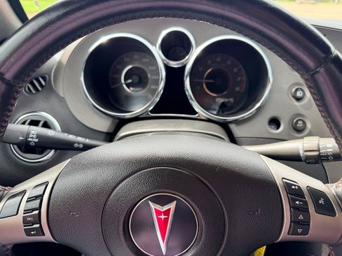 Used 2008 Pontiac Solstice GXP w/ Premium Package RWD image 22