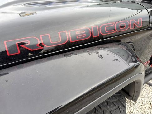 Used 2020 Jeep Gladiator Rubicon w/ Advanced Safety Group image 13