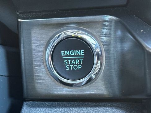 Used 2023 Ford F250 Lariat w/ Lariat Ultimate Package image 20