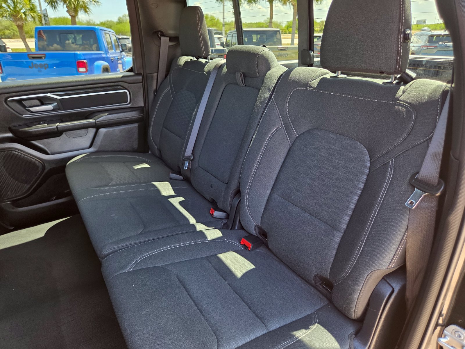 Used 2025 RAM 1500 Big Horn AWD/4WD image 25