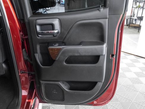 Used 2018 Chevrolet Silverado 1500 LT w/ All Star Edition AWD/4WD image 36