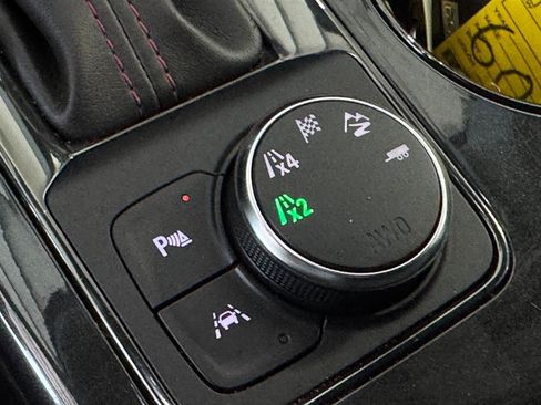 Used 2019 Chevrolet Blazer RS AWD/4WD image 21