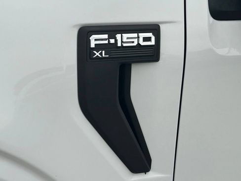 Used 2023 Ford F150 XL w/ Trailer Tow Package RWD image 18