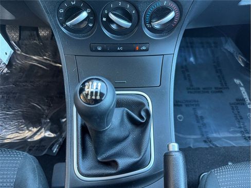 Used 2012 MAZDA MAZDA3 i Touring image 11