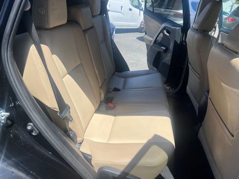 Used 2014 Toyota RAV4 Limited FWD image 11