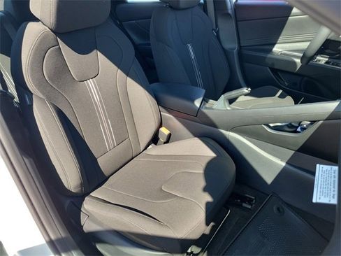 New 2026 Hyundai Elantra Sport image 17