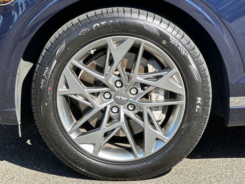 Used 2025 Genesis GV70 2.5T AWD/4WD image 25