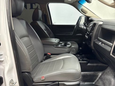 Used 2018 RAM 2500 Tradesman w/ Chrome Appearance Group AWD/4WD image 25