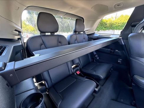 New 2026 Volvo XC90 T8 Ultra w/ Protection Package AWD/4WD image 28
