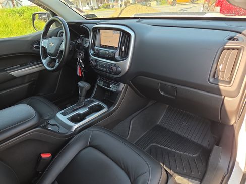 Used 2019 Chevrolet Colorado ZR2 w/ ZR2 Dusk Special Edition AWD/4WD image 18