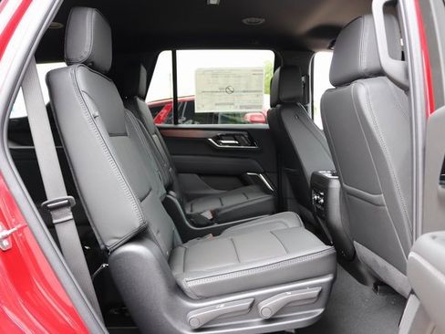 New 2025 GMC Yukon Denali image 19