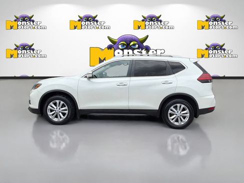 Used 2017 Nissan Rogue SV FWD image 8