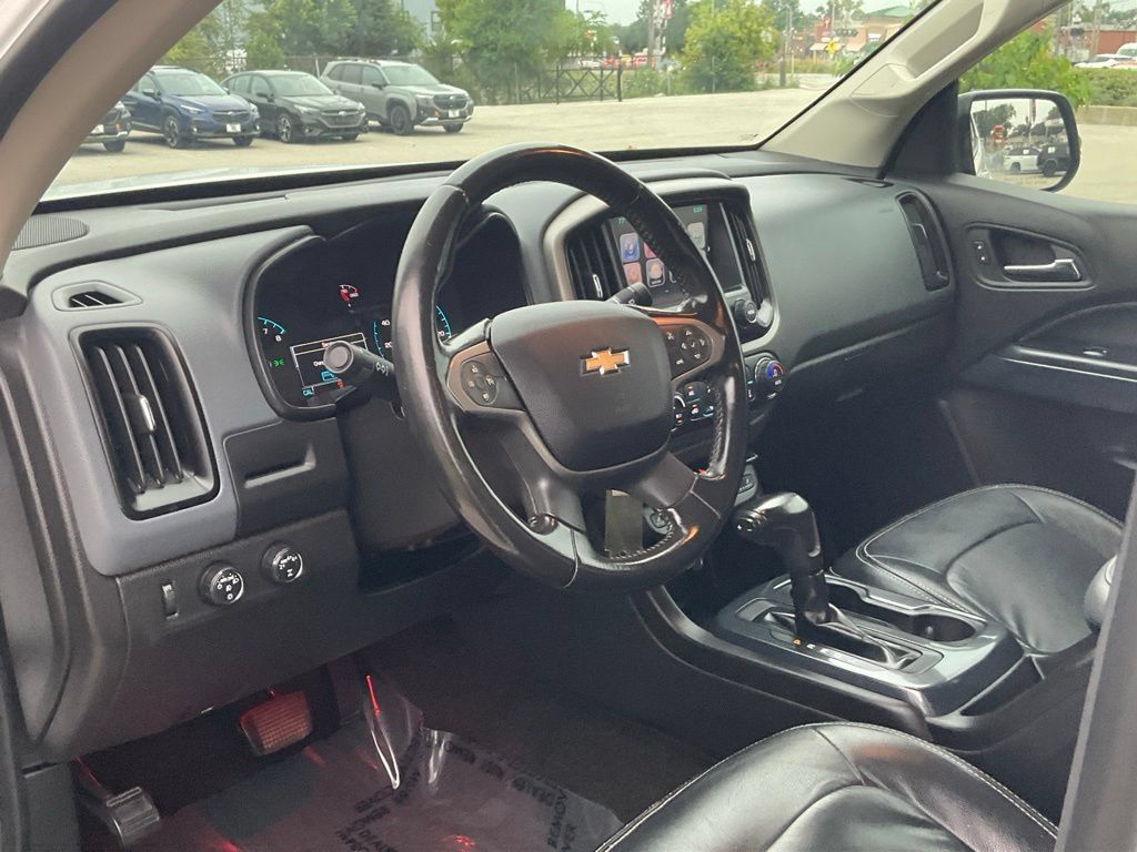 Used 2017 Chevrolet Colorado Z71 AWD/4WD image 11