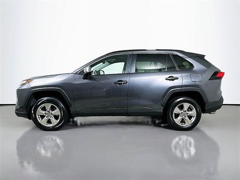 Used 2023 Toyota RAV4 XLE image 4