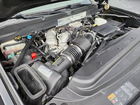 Used 2019 Chevrolet Silverado 2500 High Country w/ Duramax Plus Package AWD/4WD image 24