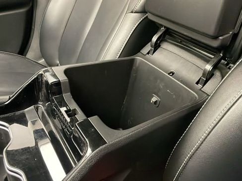 Used 2023 Jeep Grand Cherokee L Limited image 25