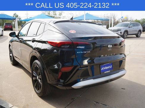 Used 2025 Buick Envista Sport Touring image 13