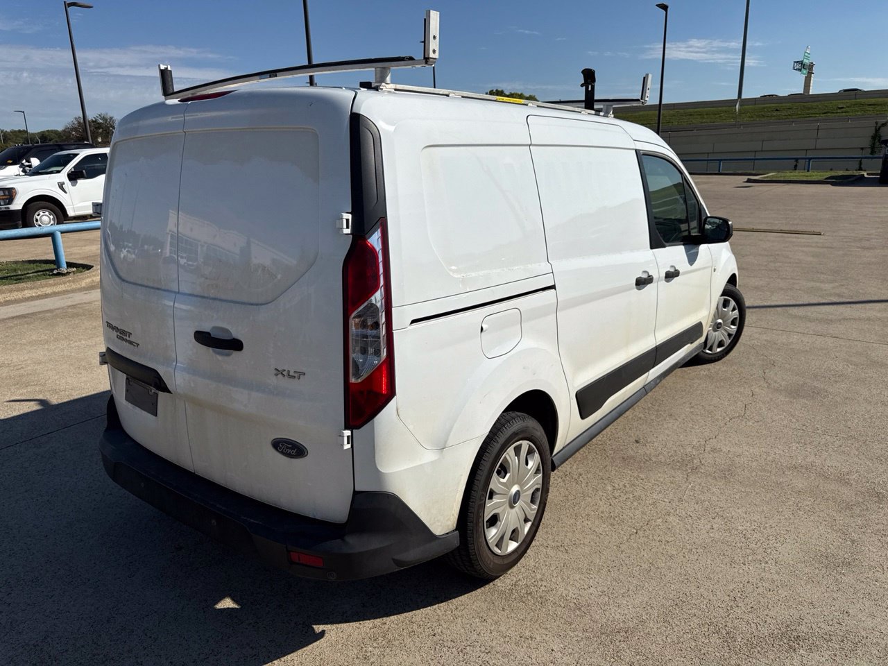 Used 2021 Ford Transit Connect XLT FWD image 10